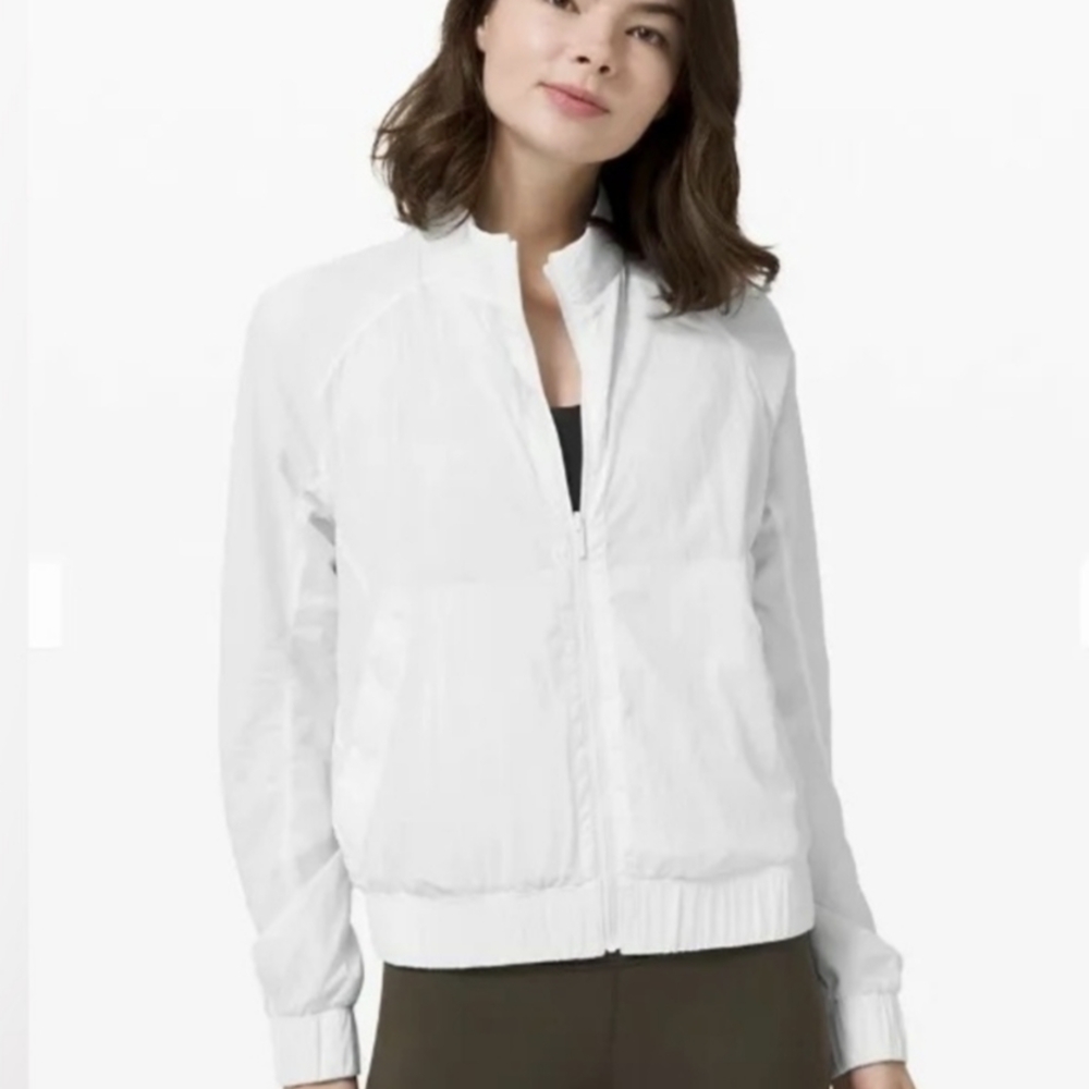 Lululemon/Women's White Jacket